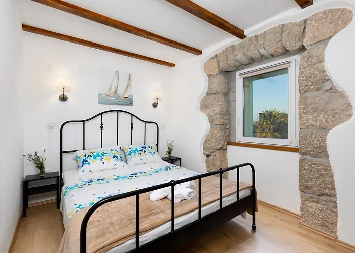 Paesana Heritage House בית נופש *